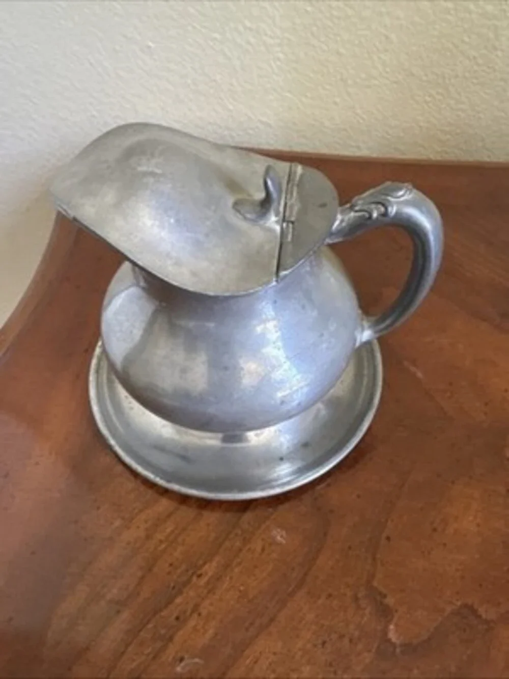Vintage Creamer Syrup Lidded Pitcher Pewter With Underplate 10oz The Wallingford